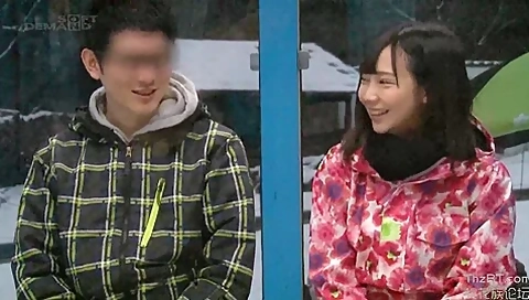 240205卒業旅行中の恋人未満な男女がおせっせ020