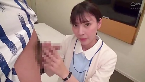 240930天使みたいなエロ看護婦とズボズボf4