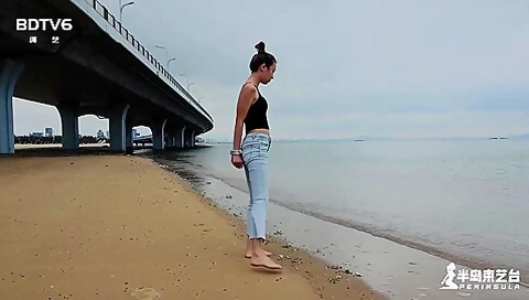 Handcuffs That Are Not Handcuffs