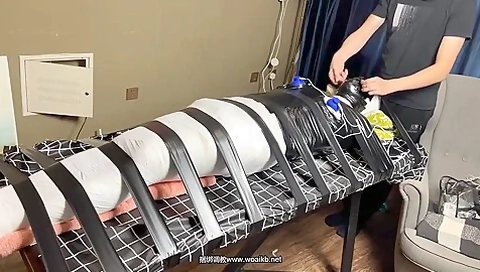 Mummy And Vacuum Bed
