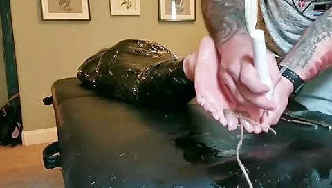 Torture Feet